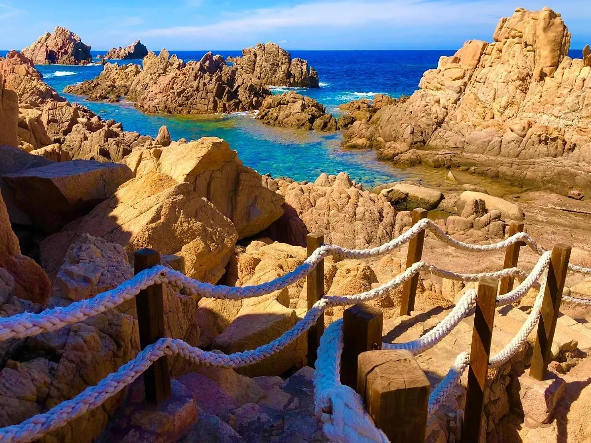 Villa Rocce Rosse Costa Paradiso 0*,  Italy